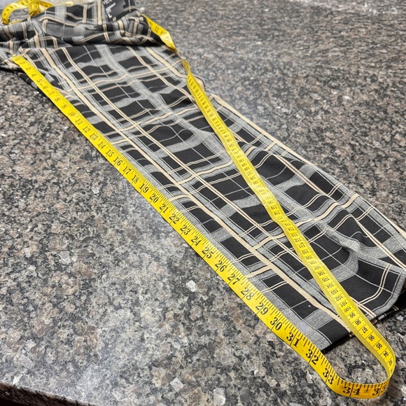 New York & Company pull on Plaid checkered high waist trousers Pants NEW L - Picture 14 of 15